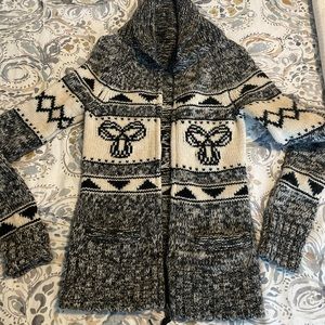 Aritzia TNA Lambswool Sea & Sky Cowichan Sweater